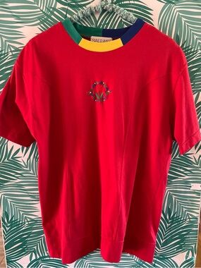 Vintage Red Short Sleeve Tee w/ Collar green, yellow, purple by Salt Air Sz M